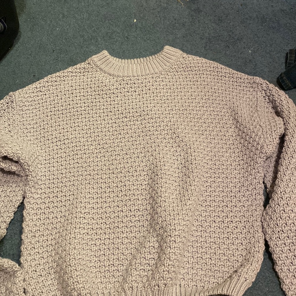 NEVER WORN! Universal threads lavender sweater